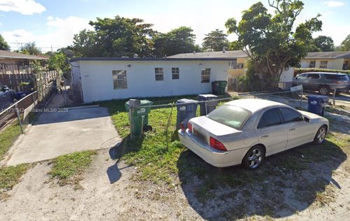 2980 Nw 91st St, Miami, FL, 33147-3458 | Card Image