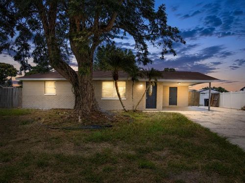 5010 Shetland Ave, TAMPA, FL, 33615-4422 | Card Image