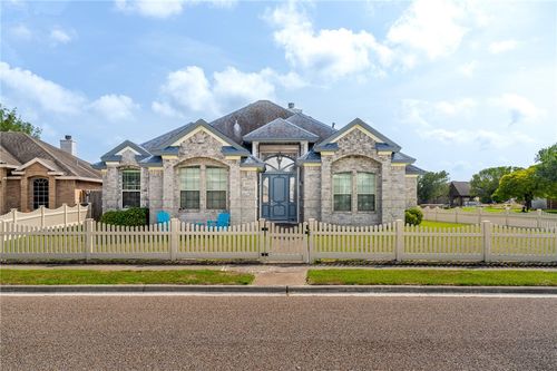 6821 Round Table St, Corpus Christi, TX, 78414-6276 | Card Image