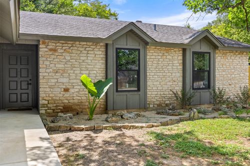 12604 Tree Line Dr, Austin, TX, 78729-5415 | Card Image