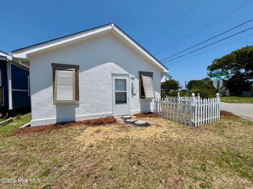501 N 11th St, Morehead City, NC, 28557-3707 | Card Image