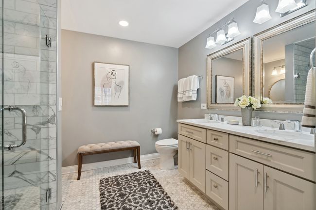 APT-1409 - 21 W Chestnut St, Condo with 2 bedrooms, 2 bathrooms and 1 parking in CHICAGO IL | Image 17