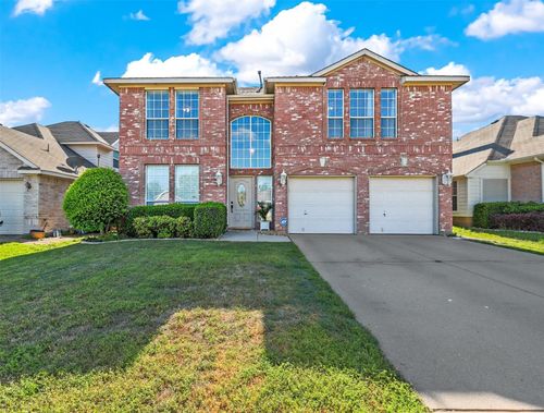 617 Crystal Brook Dr, Saginaw, TX, 76179-0939 | Card Image