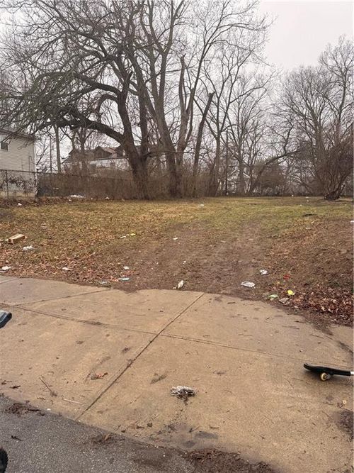 5026 Bellefontaine Ave, Kansas City, MO, 64130-2739 | Card Image