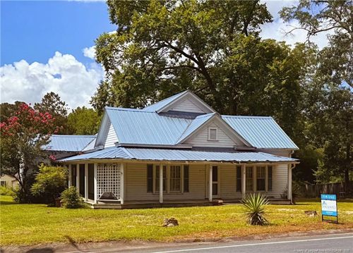 561 Carthage St, Cameron, NC, 28326-6383 | Card Image