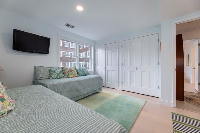 APT-1 - 53 Conanicus Ave, Condo with 2 bedrooms, 2 bathrooms and 2 parking in Jamestown RI | Image 25
