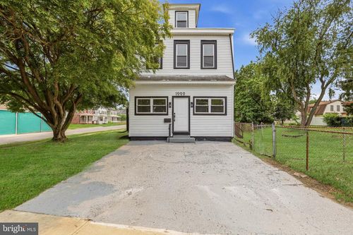 1999 Greenwood Avenue, Hamilton, NJ, 08609 | Card Image