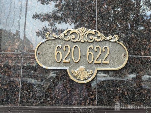 622-620-622 Elizabeth Ave, ELIZABETH, NJ, 07206-1105 | Card Image