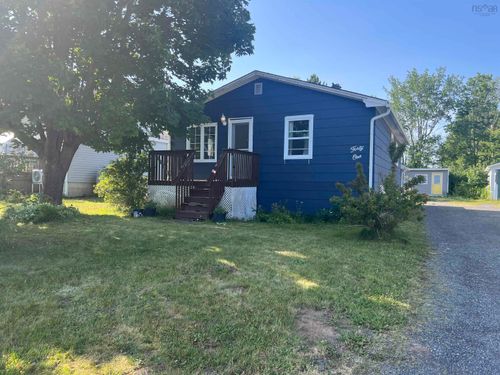 41 Coll Ave, Stellarton, NS, B0K1S0 | Card Image
