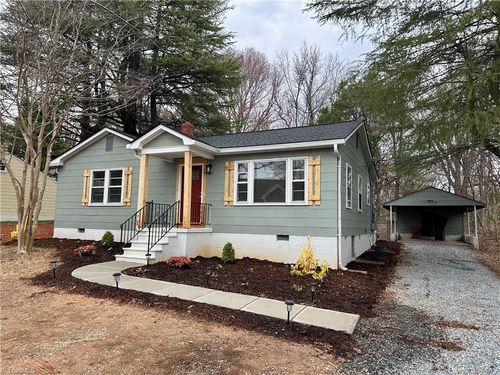 2855 Quincy Dr, Winston Salem, NC, 27106-4503 | Card Image