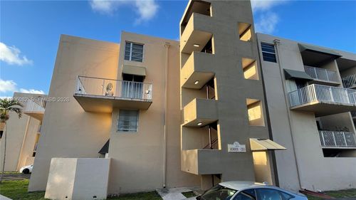 d108-10801 Sw 109th Ct, Miami, FL, 33176 | Card Image