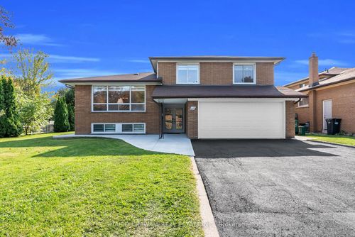 3432 Glorene Crt, Mississauga, ON, L4Y3K3 | Card Image