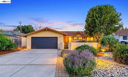 38157 Parkmont Dr, Fremont, CA, 94536-5240 | Card Image