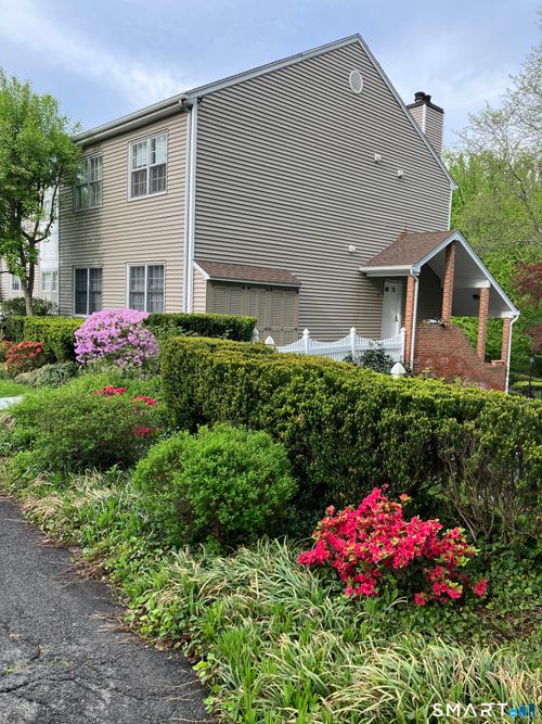 16-51 Old Kings Hwy, Old Greenwich, CT, 06870-1357 | Card Image