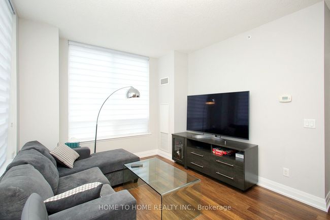 512 - 85 N Park Rd, Condo with 3 bedrooms, 2 bathrooms and 1 parking in Vaughan ON | Image 8