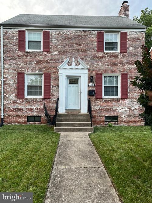 1612 Buchanan St Ne, WASHINGTON, DC, 20017-3121 | Card Image