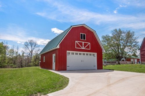 3190 W Rattalee Lake Rd, Holly, MI, 48442-9016 | Card Image