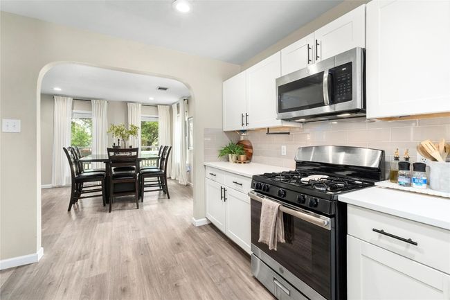 5741 Hartson, House other with 3 bedrooms, 3 bathrooms and 4 parking in Kyle TX | Image 8
