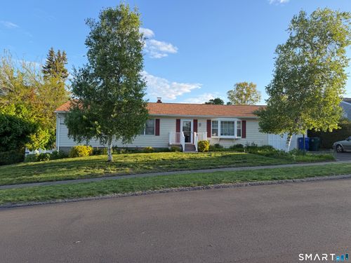 60 Delwood Rd, Stratford, CT, 06614-2162 | Card Image