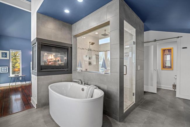 2533 Lakeshore Dr, House other with 5 bedrooms, 3 bathrooms and null parking in Sheboygan WI | Image 29