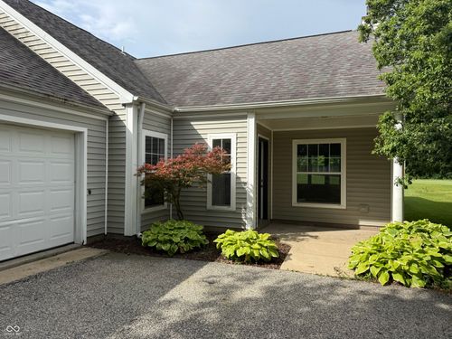 9247 Norris Dr, Hobart, IN, 46342-6831 | Card Image
