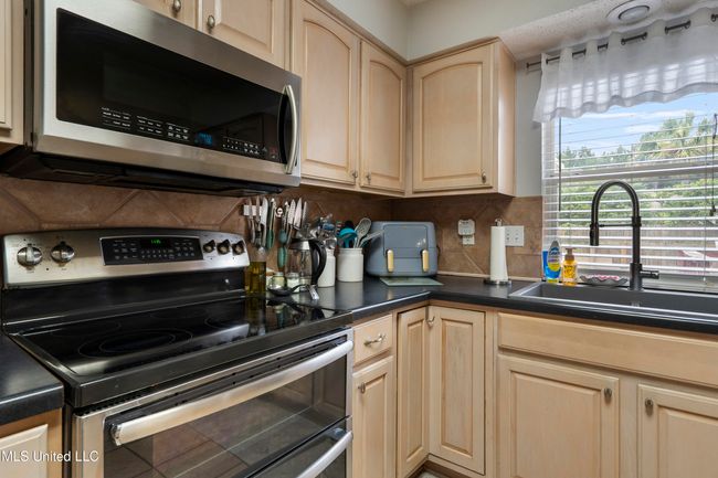 Kitchen | Image 7