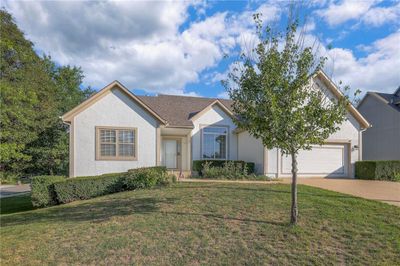 1522 Bridlewood Lane, House other with 3 bedrooms, 2 bathrooms and null parking in Raymore MO | Image 1