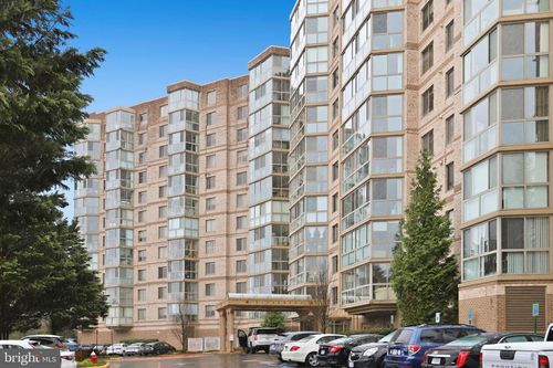 unit-510-19385 Cypress Ridge Ter, LEESBURG, VA, 20176-5166 | Card Image