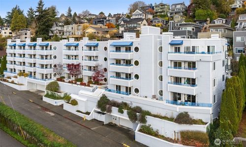 apt-106-2244 13th Ave W, Seattle, WA, 98119-2400 | Card Image