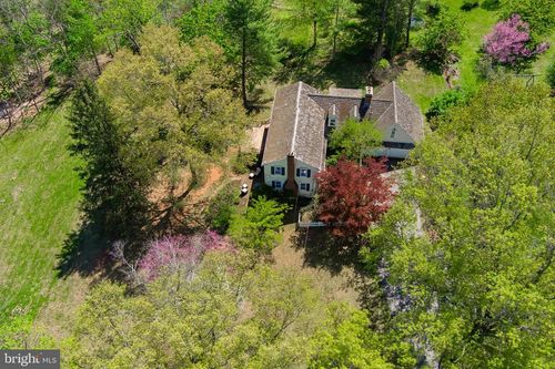 10 Nancy Ln, PHOENIXVILLE, PA, 19460-4789 | Card Image