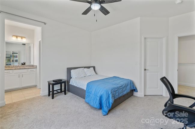 Bedroom 3 Shares & Jack & Jill Bath w/ Bedroom 4 | Image 34