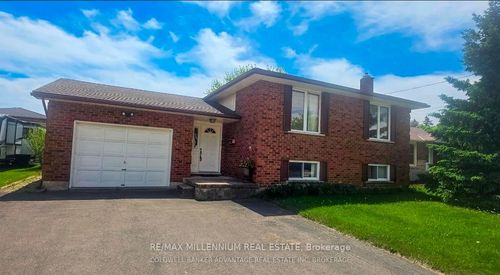 385 Fitch St, Welland, ON, L3C4W7 | Card Image