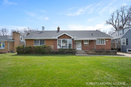 139 W Madison St, Villa Park, IL, 60181-3081 | Card Image