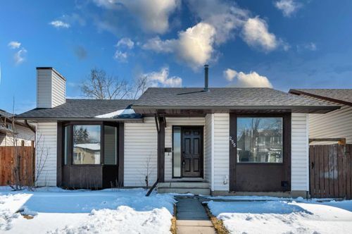 255 Castleridge Drive Ne, Calgary, AB, T3J1P3 | Card Image