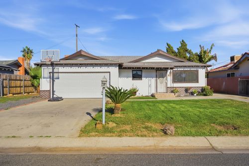 480 N Belmont St, Porterville, CA, 93257-1850 | Card Image