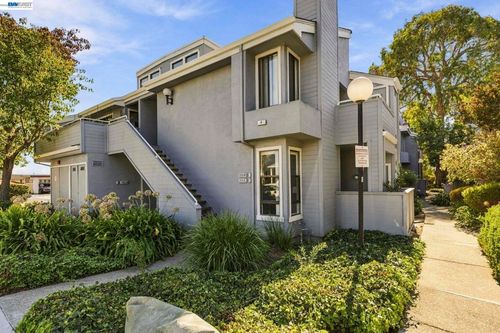 a-39951 Parada St, Newark, CA, 94560-5315 | Card Image