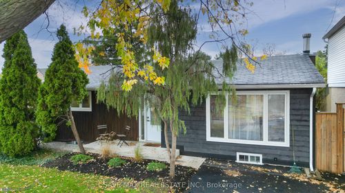 26 Hillbank Trail, Brampton, ON, L6S1P6 | Card Image