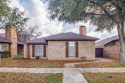 813 Woodway Ln, Richardson, TX, 75081-5125 | Card Image