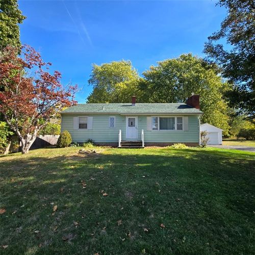 668 Long Pond Rd, Greece, NY, 14612-3008 | Card Image
