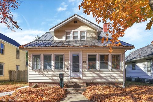 516 Mulvane St, Newcomerstown, OH, 43832-1514 | Card Image