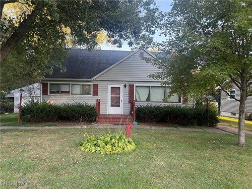 726 Artesian Ave, Newton Falls, OH, 44444-1055 | Card Image