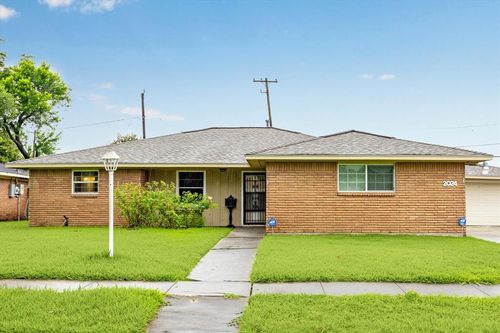 2024 John Street, Pasadena, TX, 77502 | Card Image