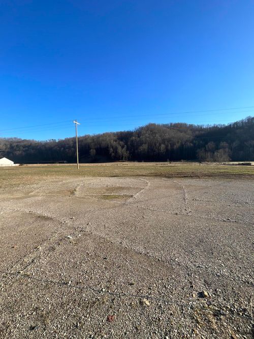 00 N Ky-11, Manchester, KY, 40962 | Card Image