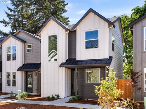 3280 Se 115th Ave, Portland, OR, 97266-1710 | Card Image