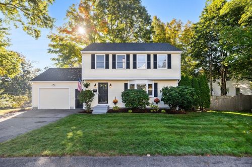 8 Howard Ave, Foxboro, MA, 02035-2464 | Card Image