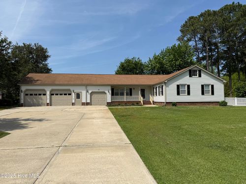 120 Ridgecrest Dr, Mount Olive, NC, 28365-1942 | Card Image