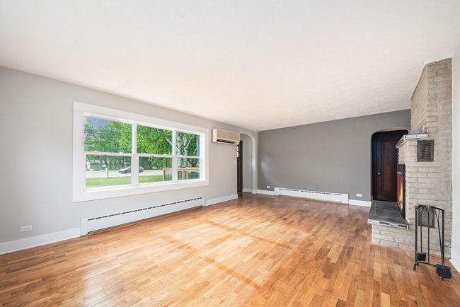 455 10 Th St, House other with 5 bedrooms, 2 bathrooms and null parking in Plainwell MI | Image 6