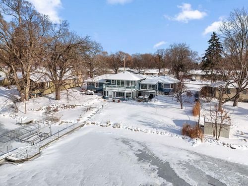 5325 Twin Lake Blvd E, Brooklyn Center, MN, 55429-3354 | Card Image