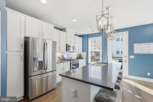 42605 Nubbins Ter, ASHBURN, VA, 20147-7245 | Card Image