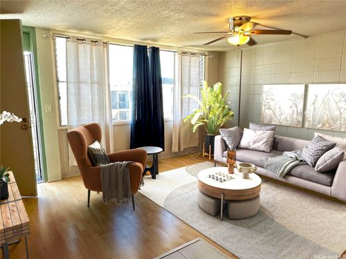 apt-a304-94-99 Waipahu St, Waipahu, HI, 96797-1729 | Card Image